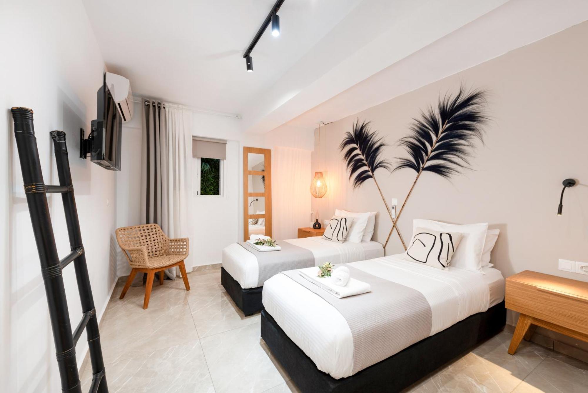 Hypnosis Beachside Villa With Private Heated Pool ゲオルギオポリス エクステリア 写真