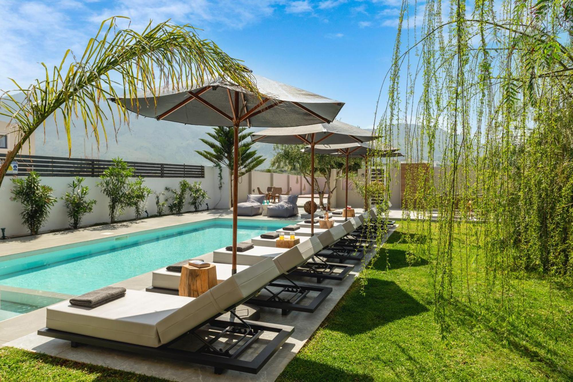 Hypnosis Beachside Villa With Private Heated Pool ゲオルギオポリス エクステリア 写真