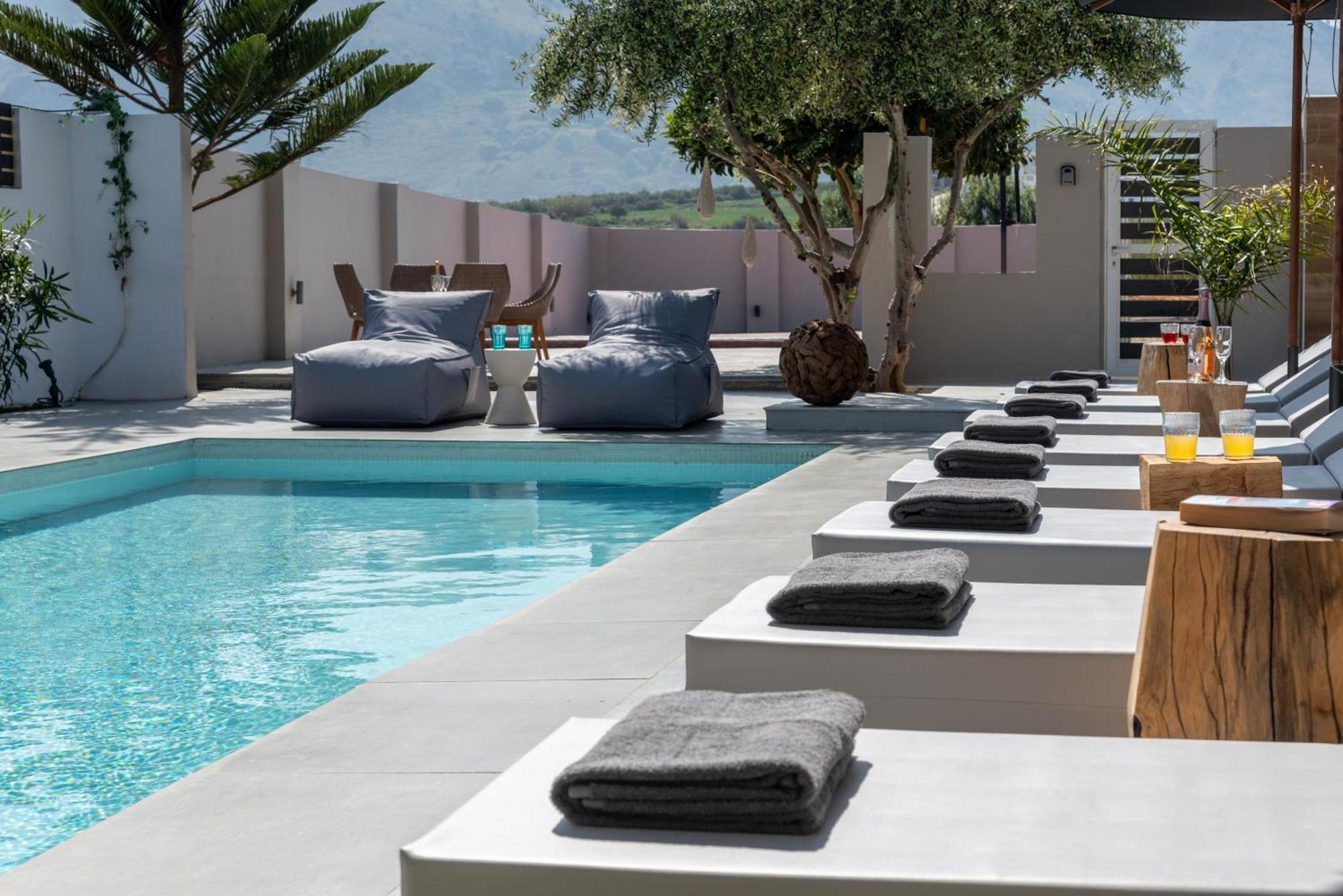 Hypnosis Beachside Villa With Private Heated Pool ゲオルギオポリス エクステリア 写真